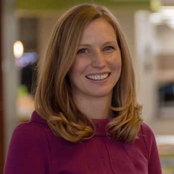 Ellen Cutter Headshot